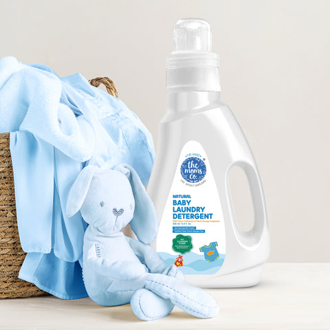 The Moms Co. Natural Baby Laundry Detergent Liquid| 2-in-1 Cleans & Conditions| Plant-Based with Bio Enzymes & Fabric Softener I Color Protection-500 ml