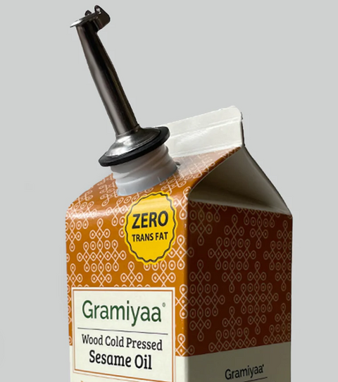 Gramiyaa Black Sesame Oil (Gingelly Oil) | Wood Cold Pressed | 1Ltr | Marachekku Oil / Kachi Ghani Oil